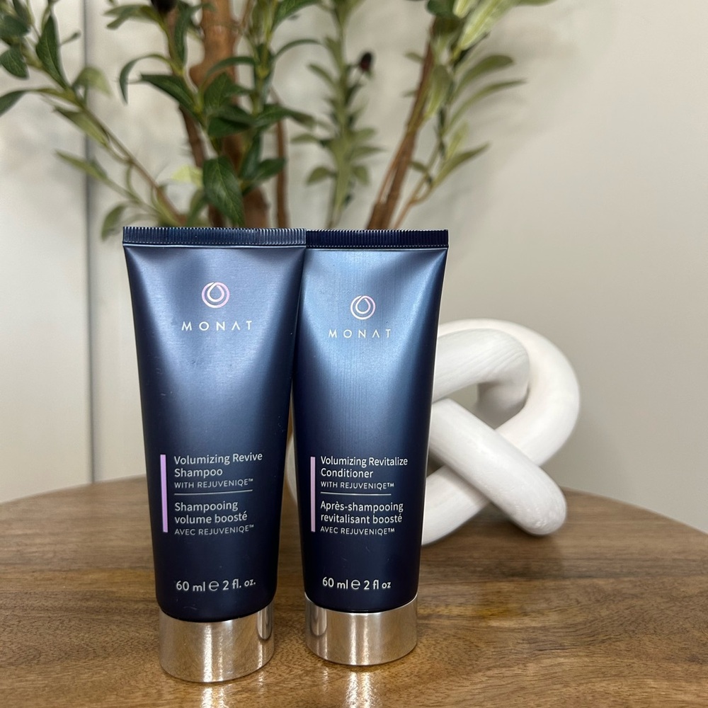 Monat travel size Volumizing Revive Shampoo and Conditioner